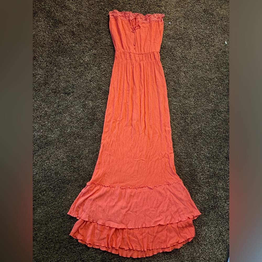 Timing coral dress